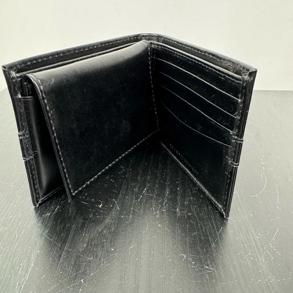 Tommy Hilfiger Ranger Mens Wallet Black Leather Slim Bifold Card Holder Logo NWT